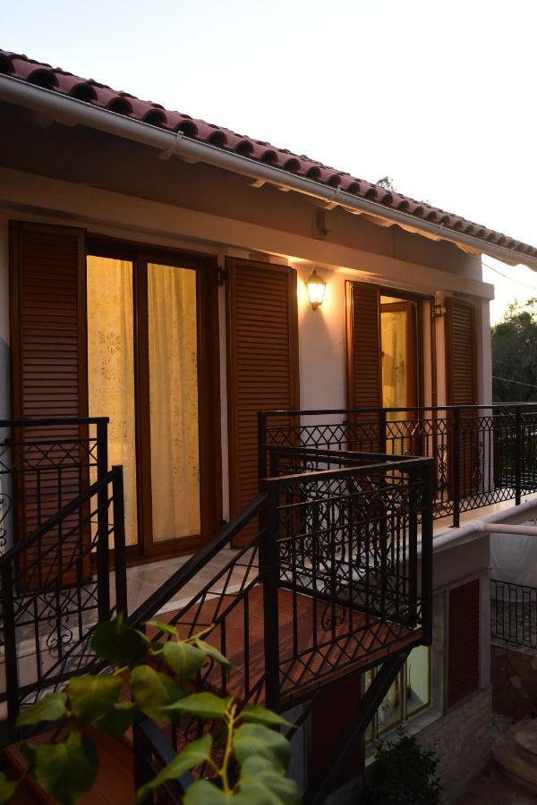 Nikoletta 5 Apartment Vlachopoulátika Exterior foto